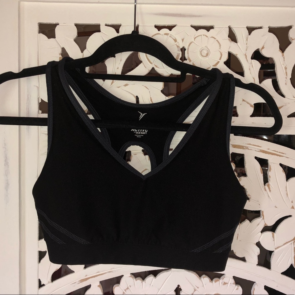 Sports bra